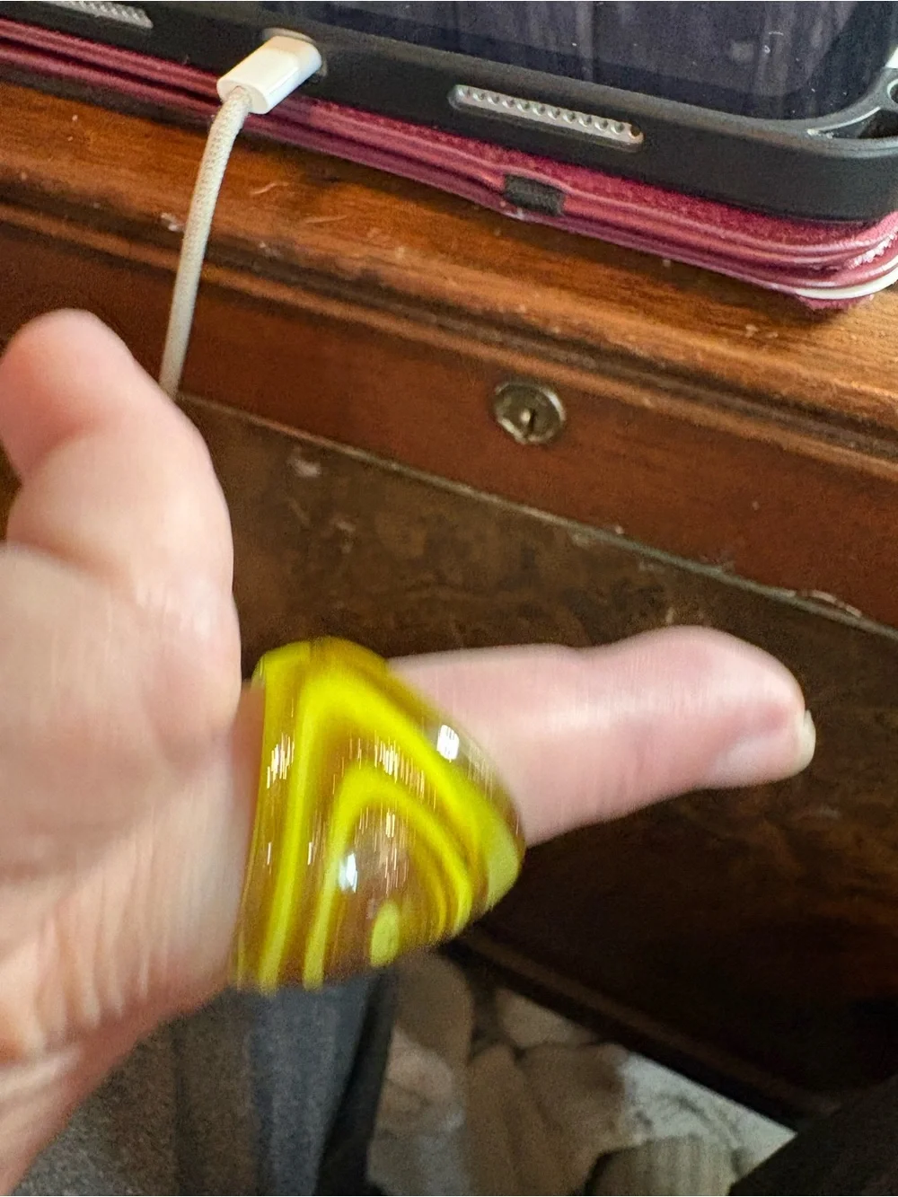 Yellow Swirl Decorative Glass Ring - Unbranded size 6 1/2